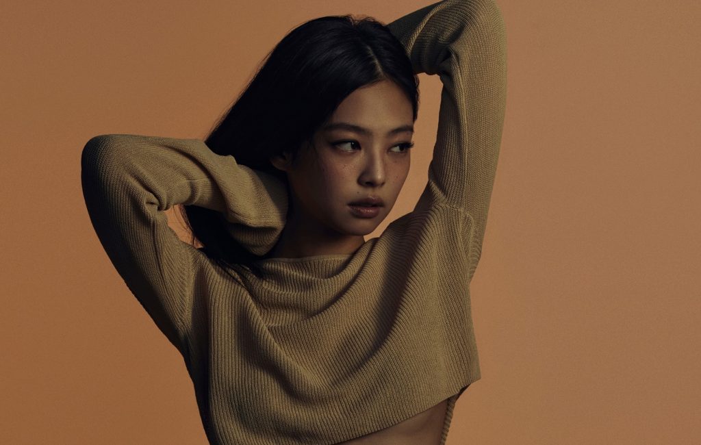 Дженни из BLACKPINK запускает капсульную коллекцию Calvin Klein — Fil