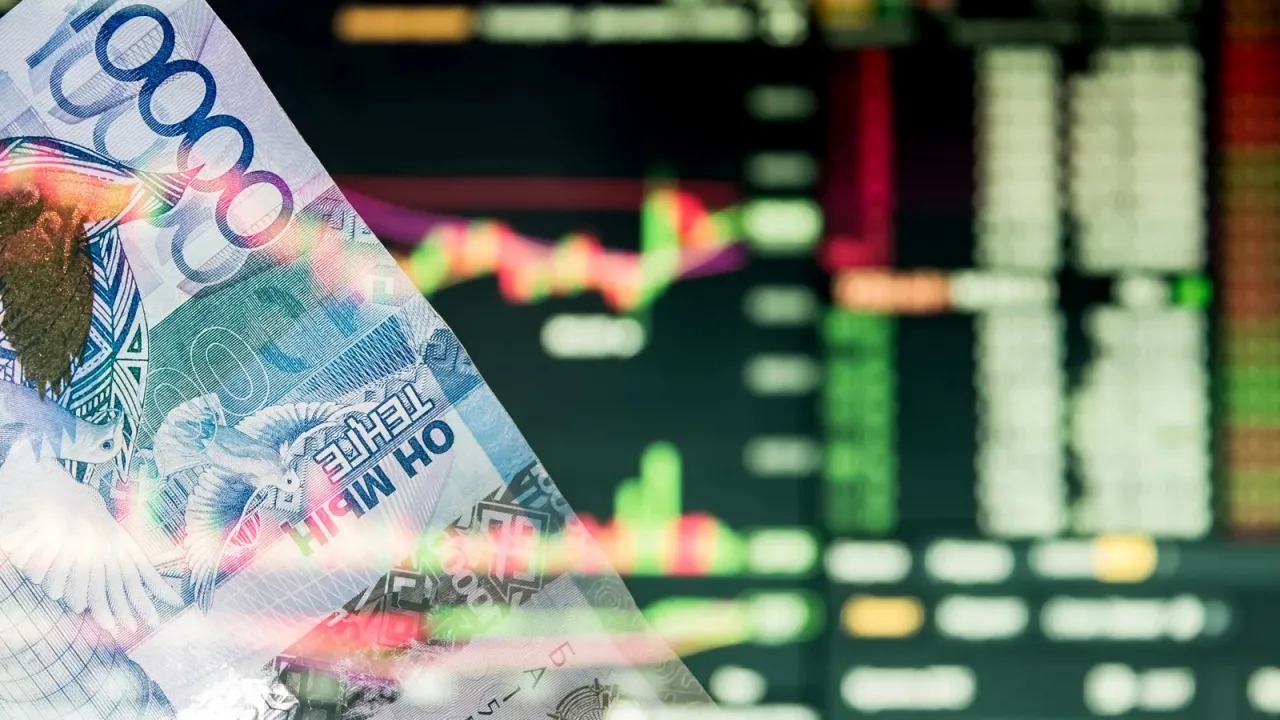 Казахстанский тенге под давлением: внешний фон влияет на курс
