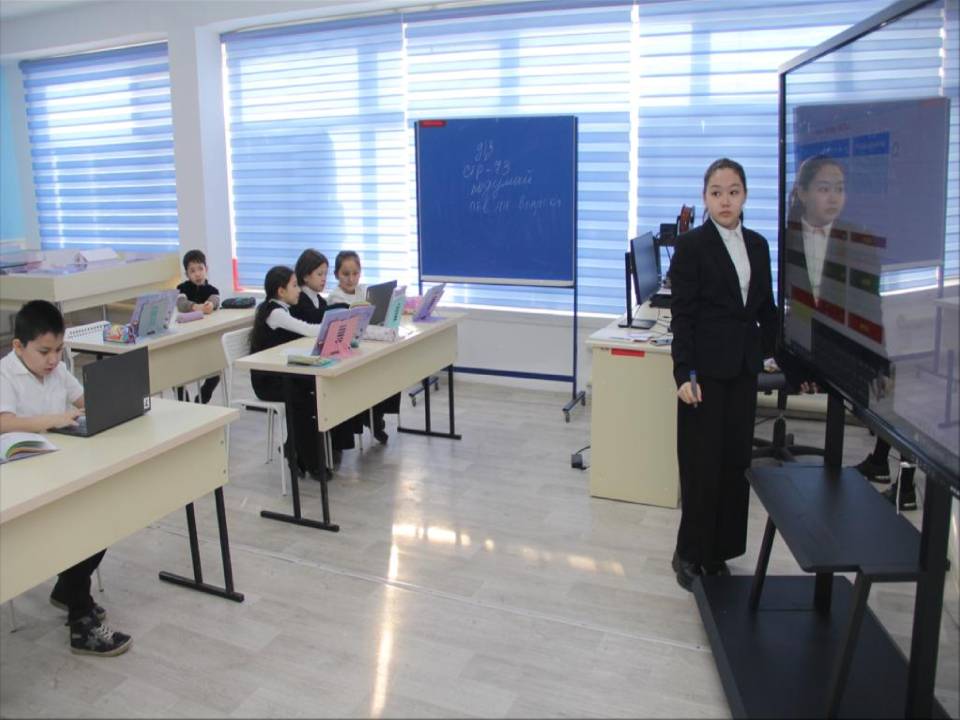 Кызылординская школьница придумала новую математическую таблицу