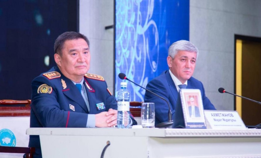 Марат Ахметжанов встретился с активом Карагандинской области