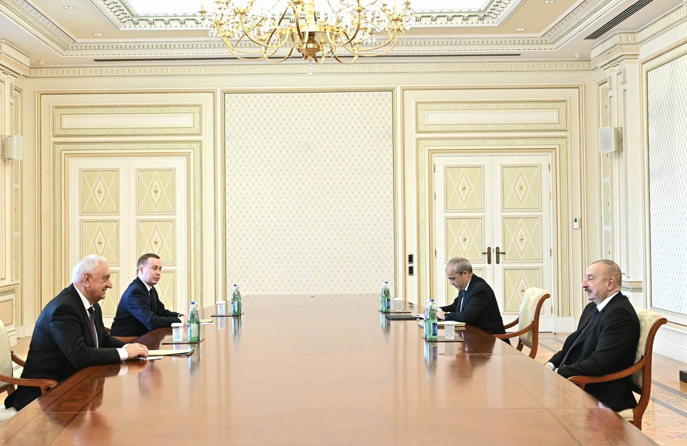 Михаил Мясникович посетил Баку с рабочим визитом