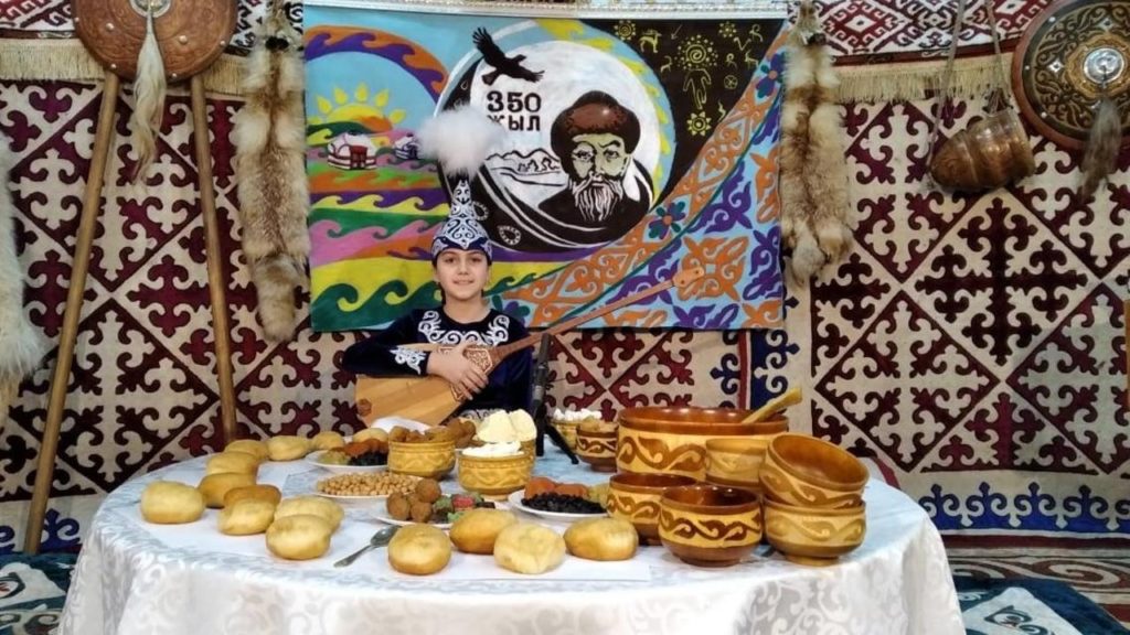Школьница из Ботакары получила Гран-при областного конкурса