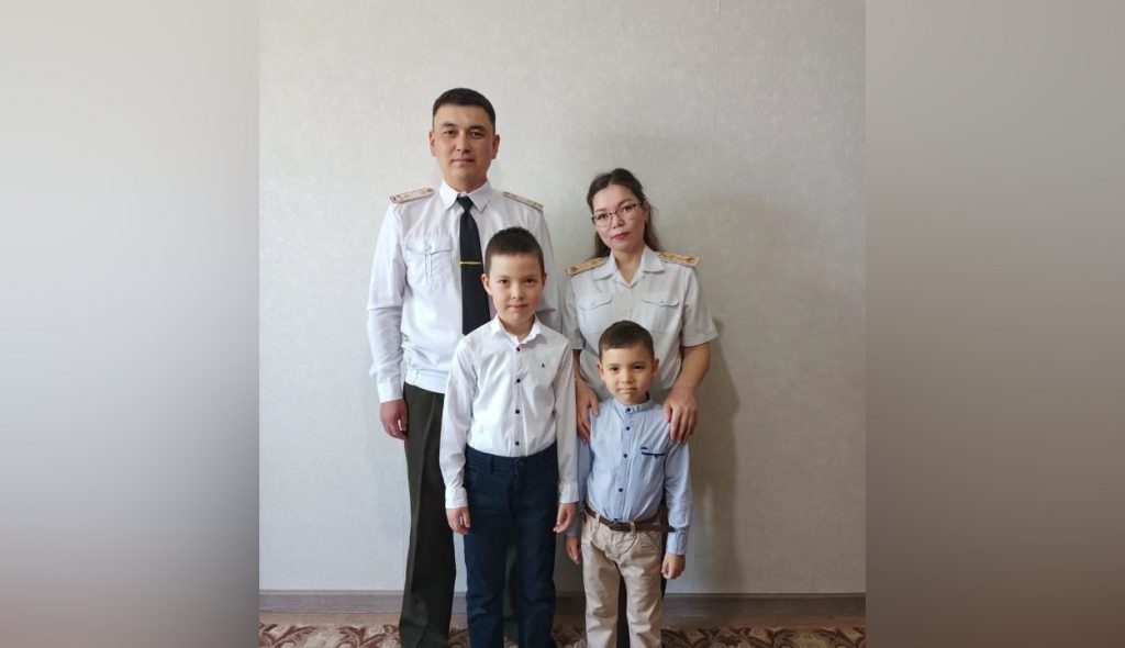Вместе и в службе и в семье