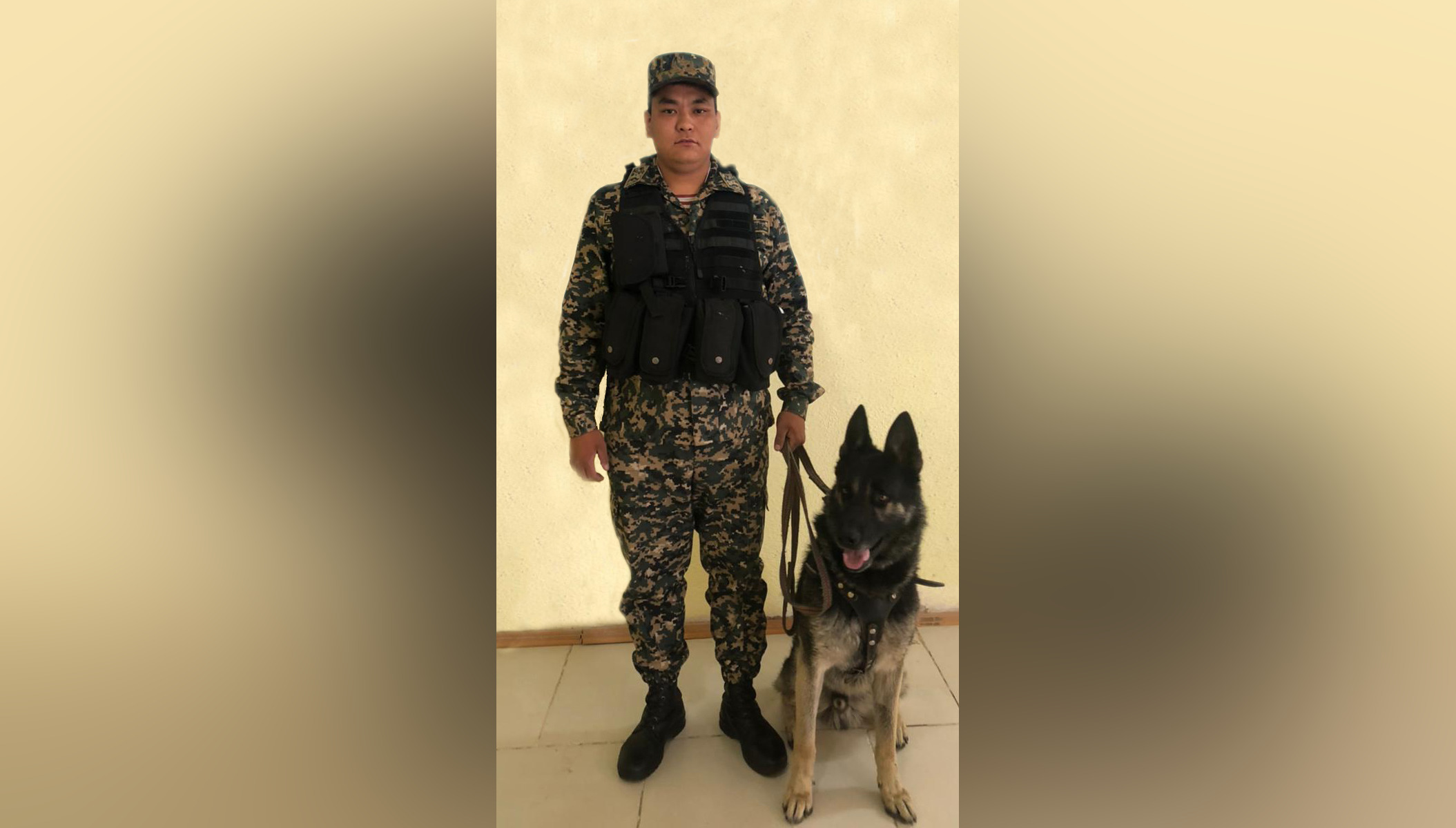 Гвардейцы Караганды нашли в степи пропавшего человека