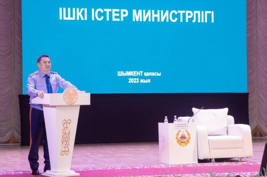 Марат Ахметжанов встретился с жителями Шымкента