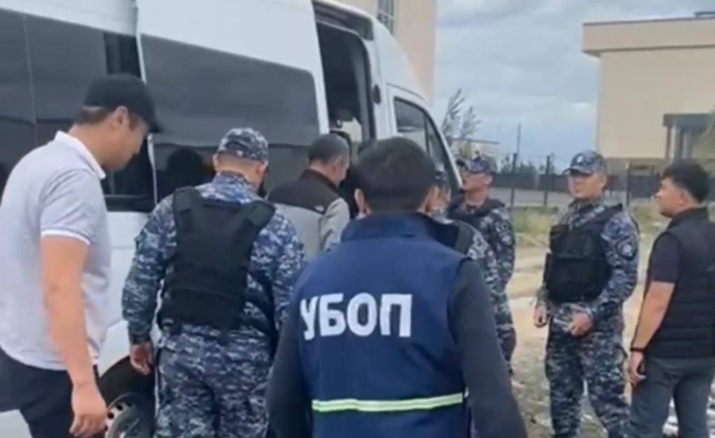 Нелегального мигранта из Нигерии выдворили из страны столичные полицейские