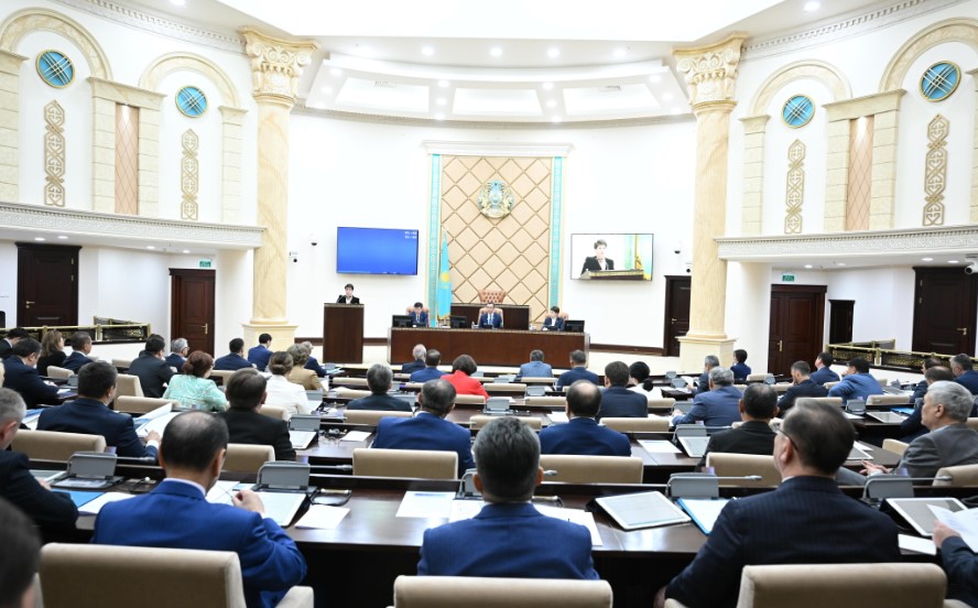 Сенаторы рассмотрели отчеты об исполнении республиканского бюджета