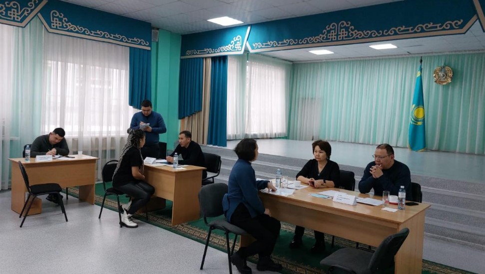 В районных акиматах Алматы провели 8 встреч с многодетными матерями