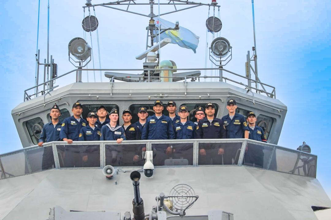 Военные моряки приняли участие в поисково-спасательной операции