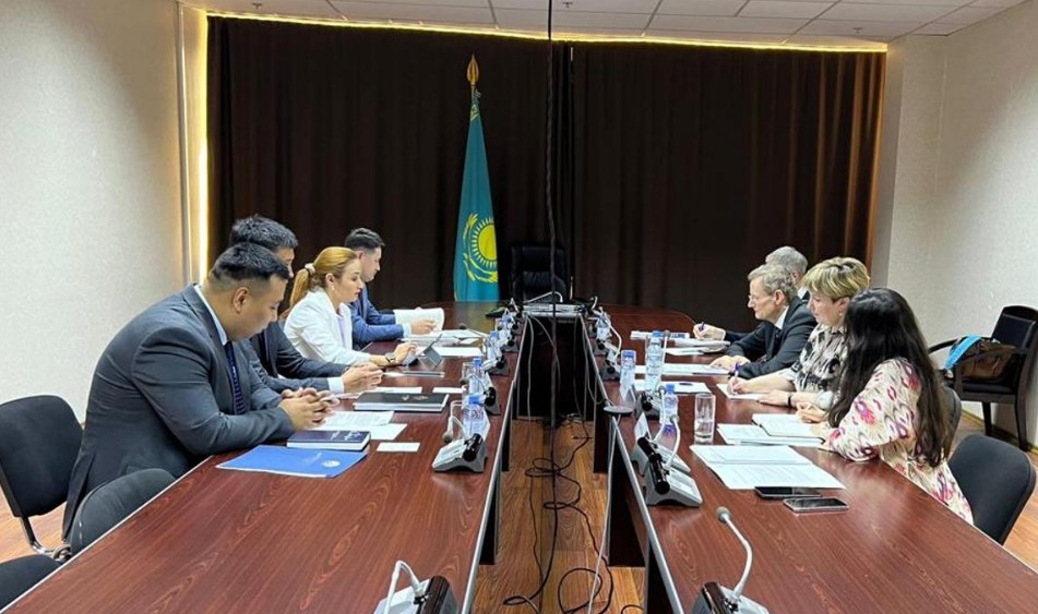 Динара Щеглова встретилась с делегацией Азиатского банка инфраструктурных инвестиций