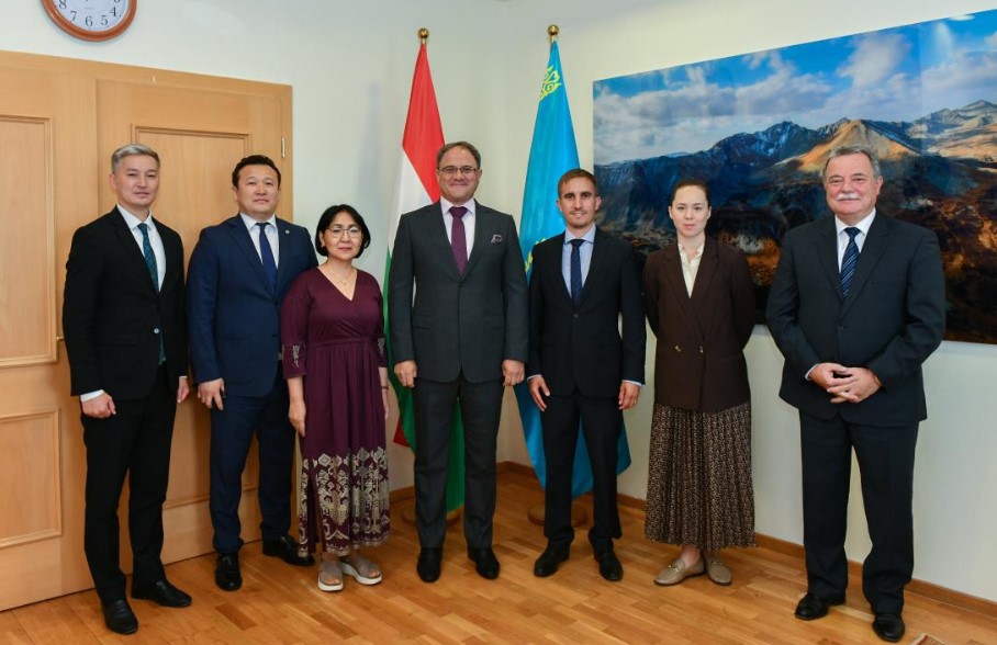 Казахстан и Венгрия подтверждают курс на дальнейшее укрепление стратегического сотрудничества