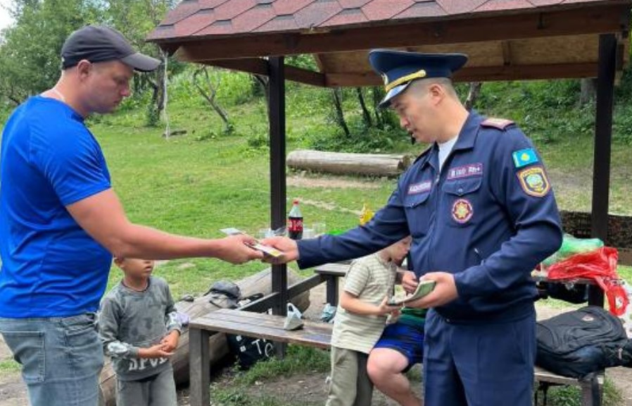 Нарушителей пожарной безопасности в горах Алматы находят с помощью дронов