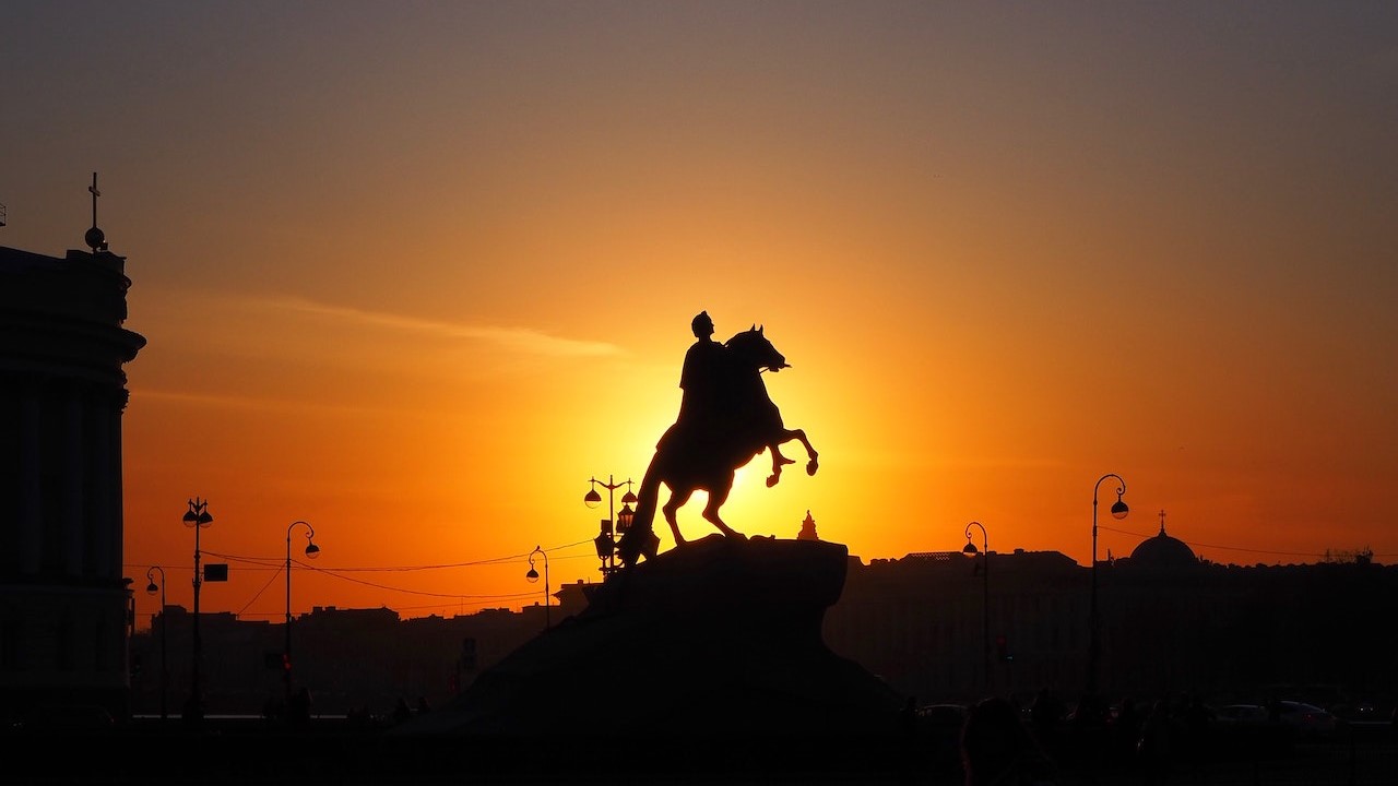 Историк о памятнике Александру Невскому: Нет ничего предосудительного