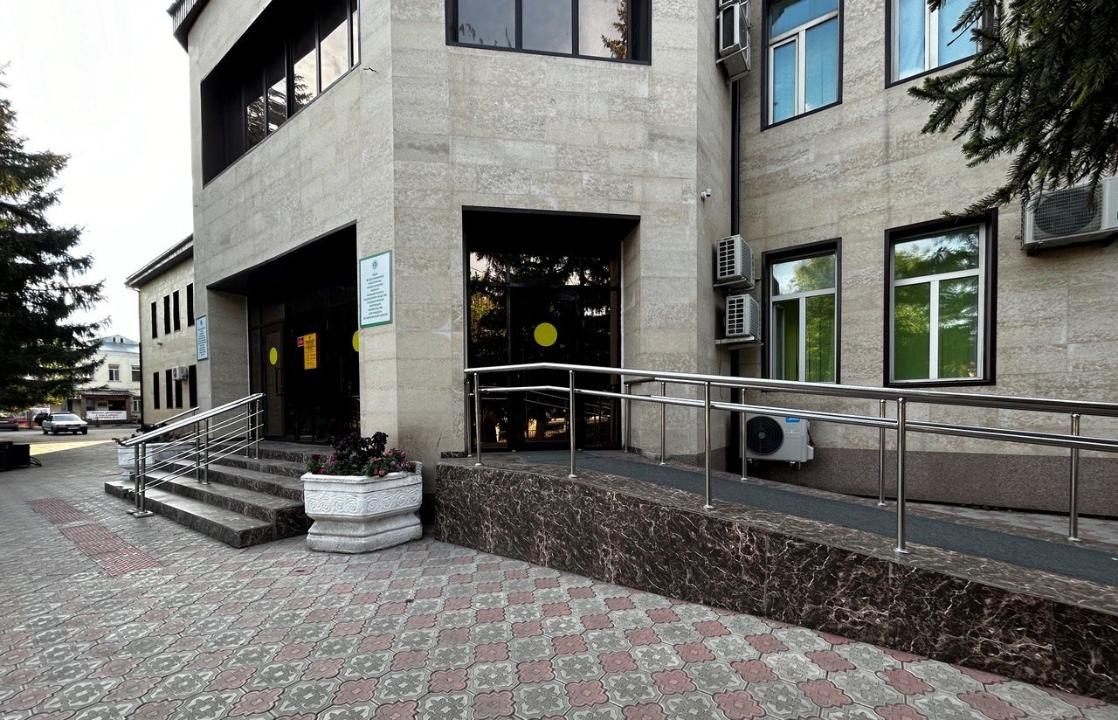 В Акмолинской области  адаптированы 475 социальных объектов для лиц с инвалидностью