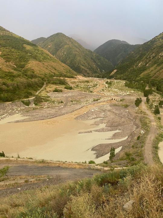 В Алматинской области поднялся уровень воды в горной реке