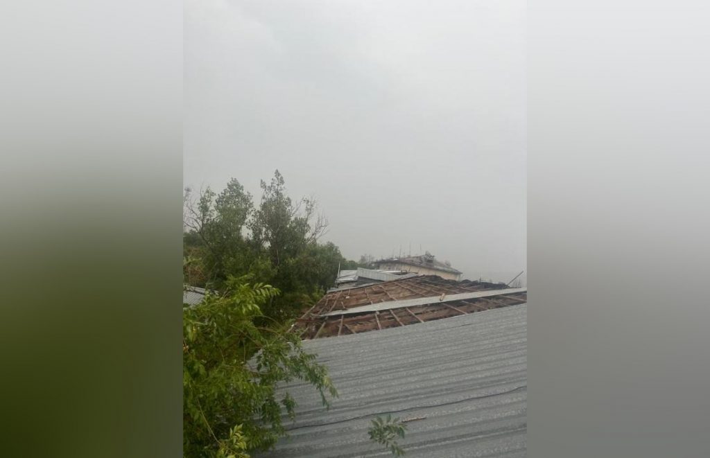 В Алматинской области произошел срыв кровли  многоквартирного жилого дома