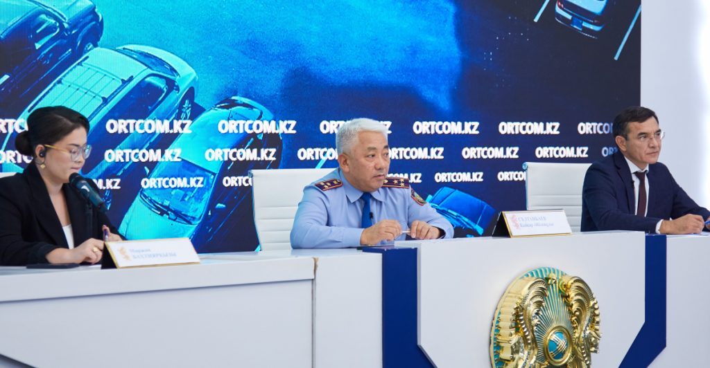 Иностранные автомобили должны пройти таможенную очистку