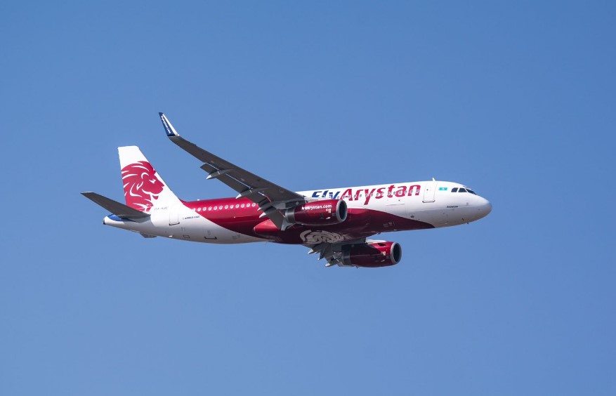FlyArystan приостановил платную регистрацию в аэропорту на международные вылеты
