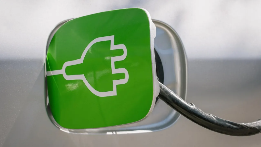 Казахстан расширяет инфраструктуру для электромобилей по всей стране