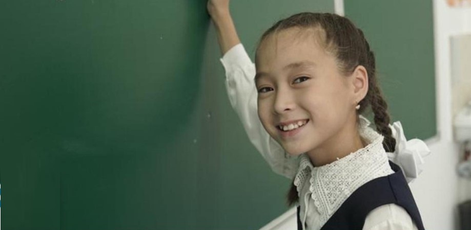 Около 382 тысяч детей пойдут в первый класс в новом учебном году