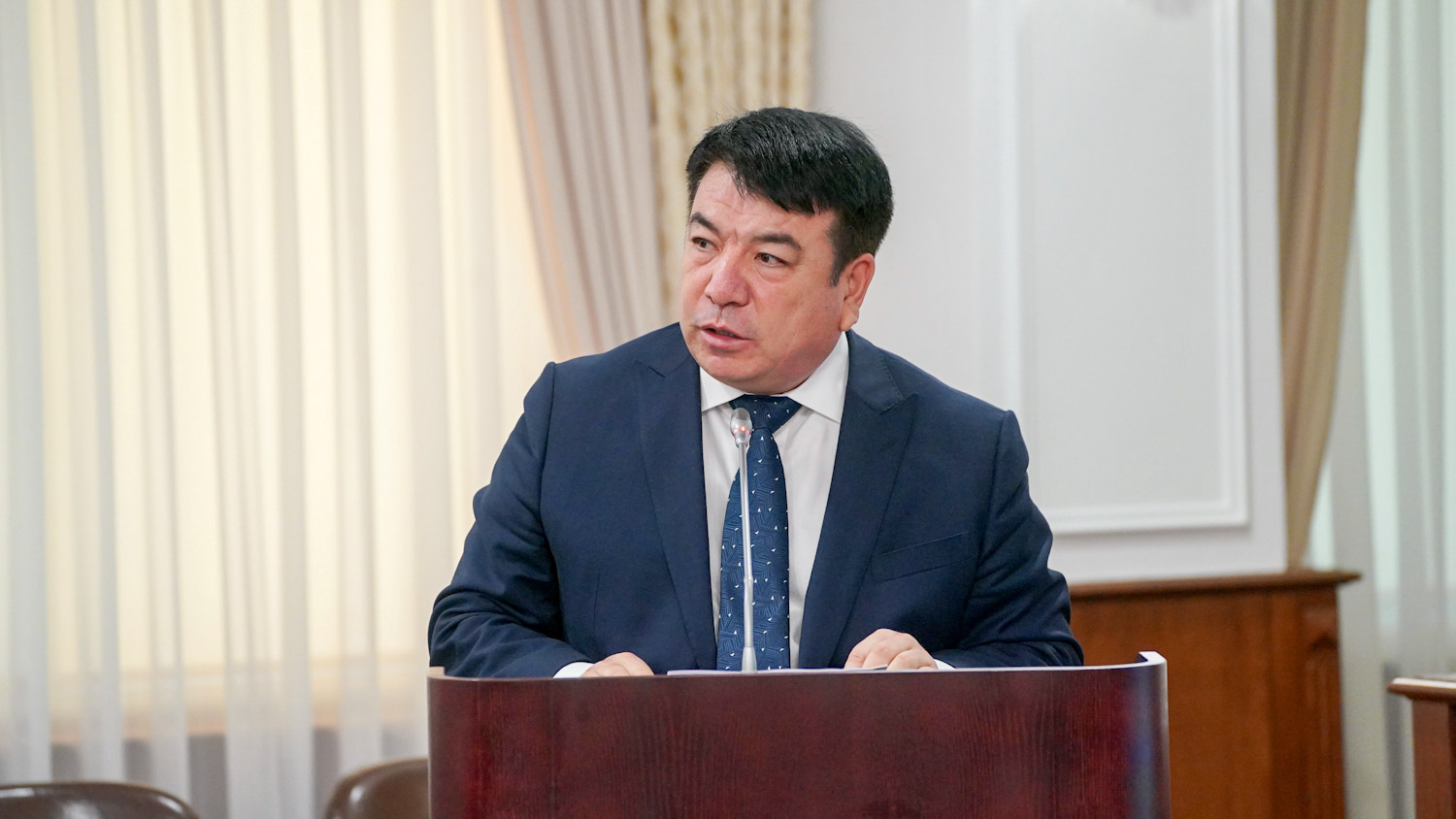 Проблема аварийных и трехсменных школ решается: к 1 сентября будут введены 52 новых объекта