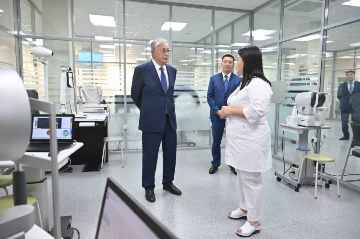 Токаев посетил клинику ASTANA VISION PAVLODAR