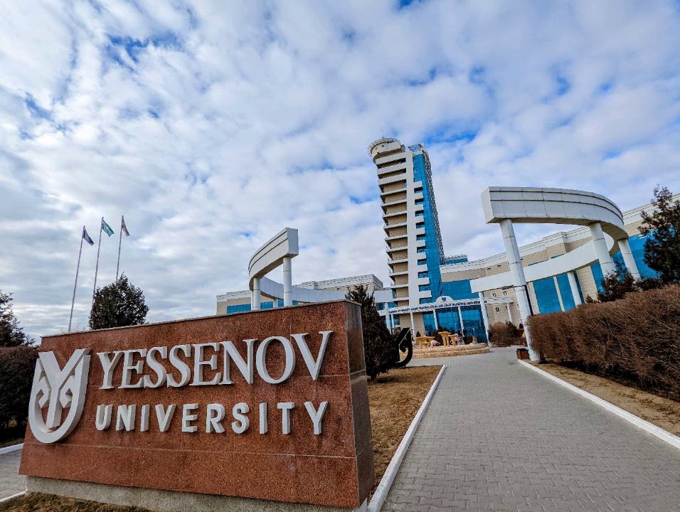 В Yessenov University работает Huawei ICT Academy