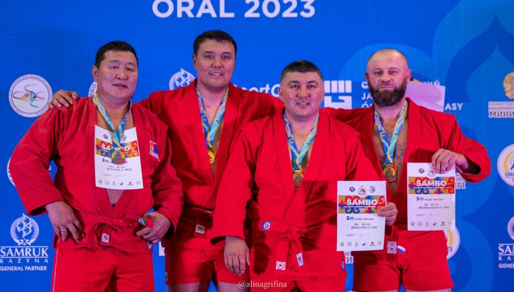 Армейские самбисты успешно выступили на Чемпионате мира