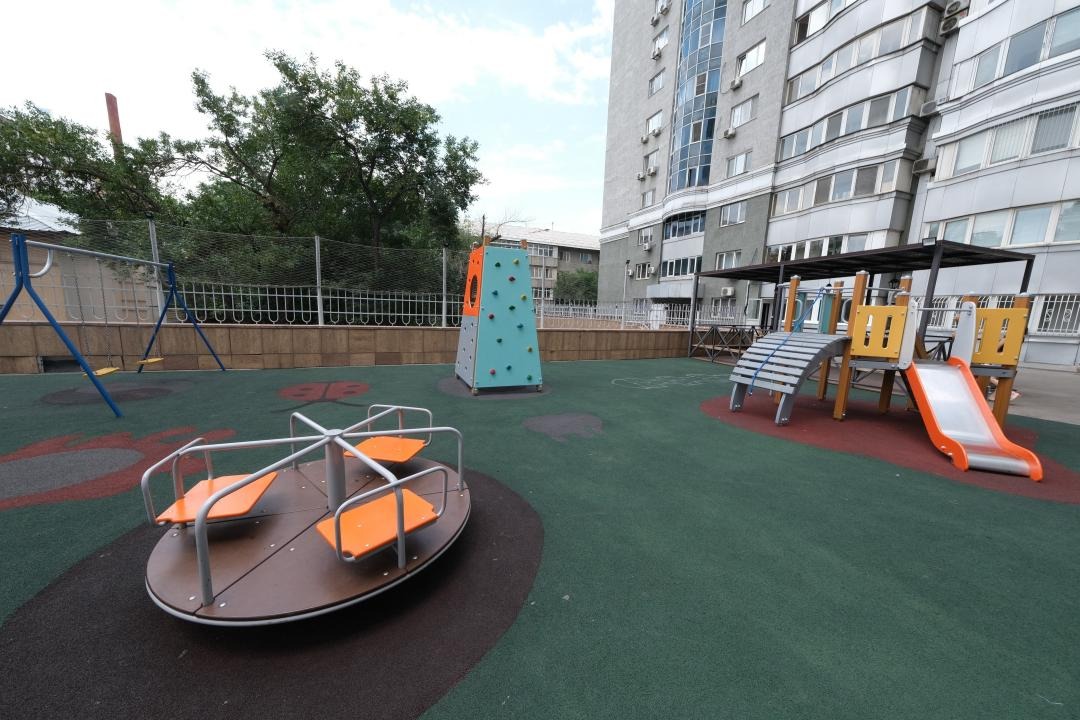 Капитальный ремонт в Ауэзовском районе Алматы: завершены работы в 118 дворах