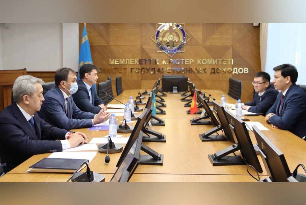 Казахстан и Кыргызстан углубляют сотрудничество в сфере финансового администрирования