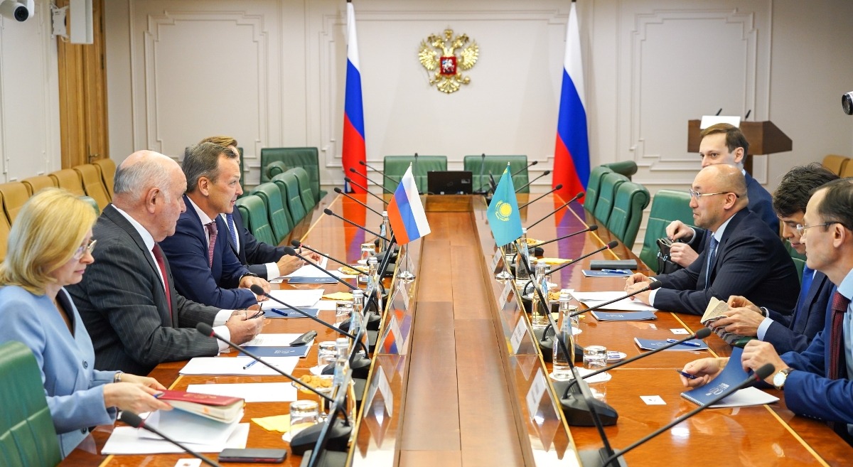 Казахстан и Россия углубляют межпарламентский диалог на высшем уровне