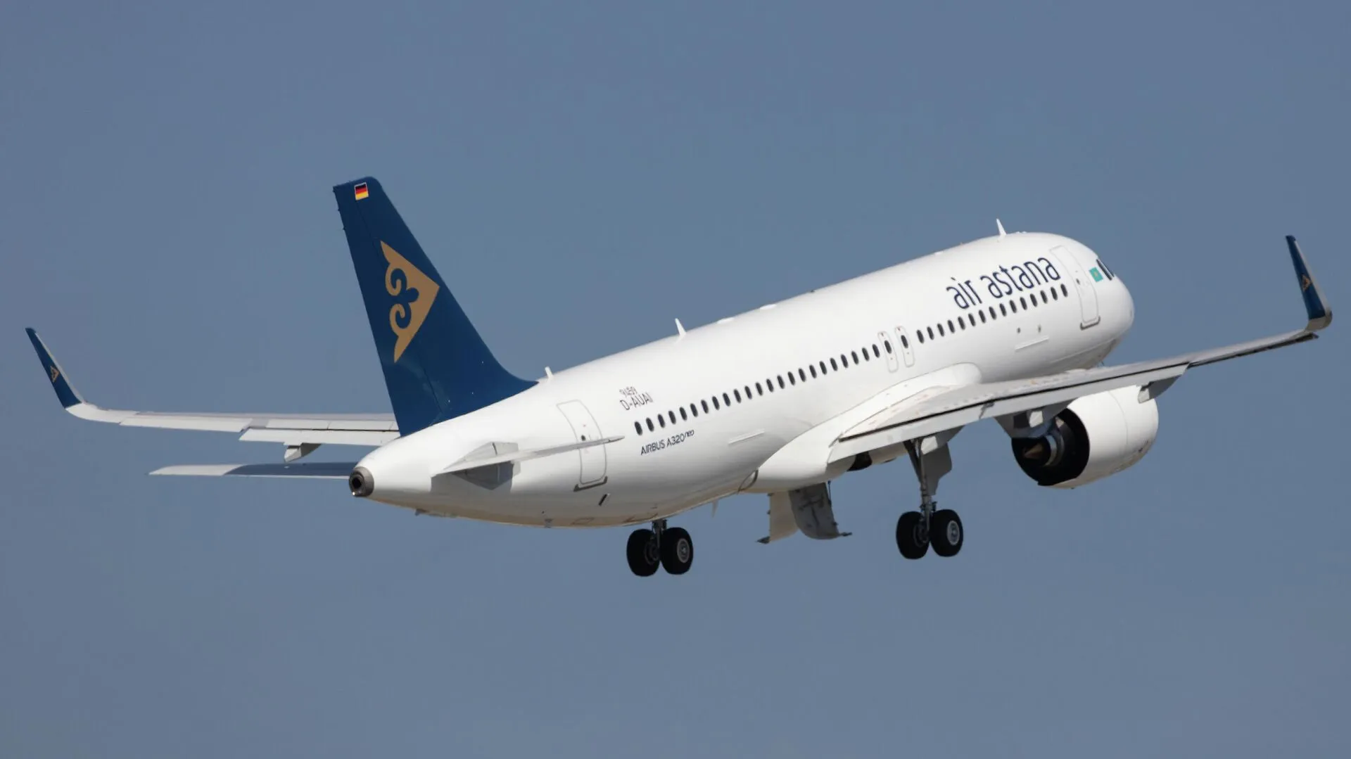 Air Astana приостановила продажу билетов в израильский город Тель-Авив