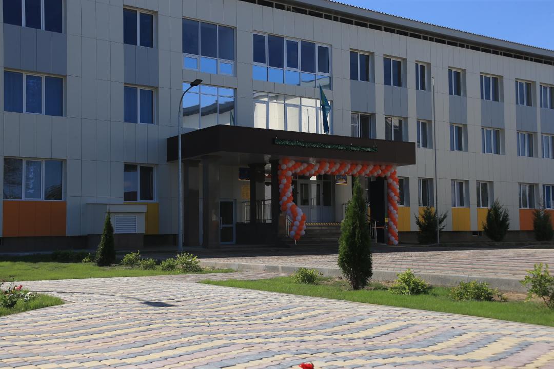 В области Жетысу открыли новый колледж с общежитием