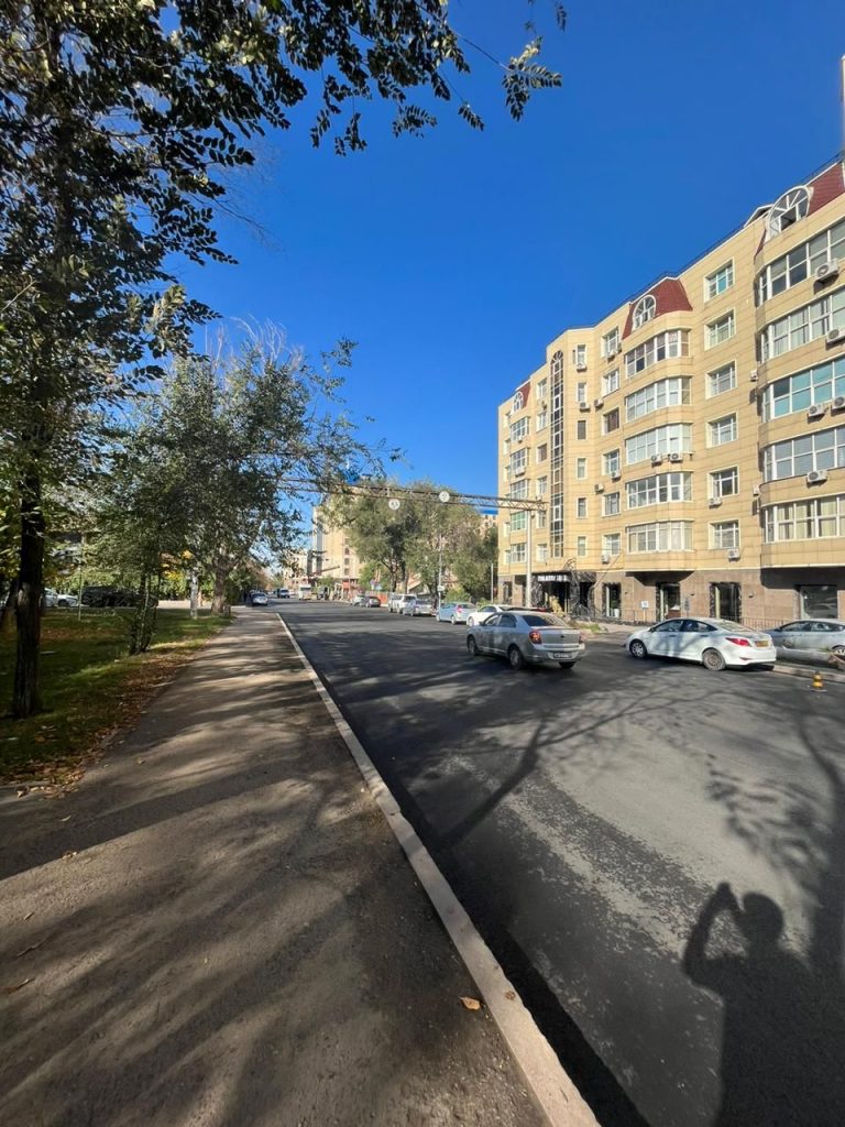 Движение по улице Хаджимукана в Алматы возобновлено