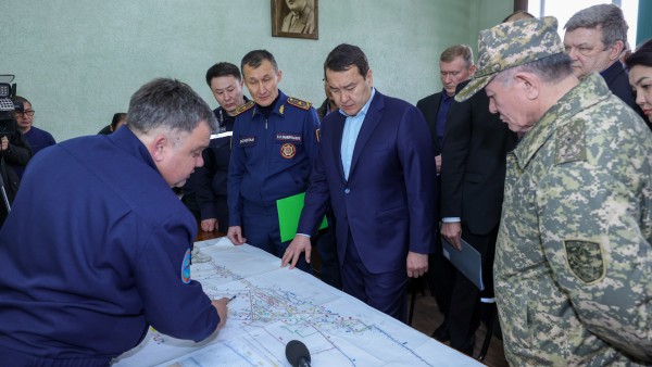 Алихан Смаилов провел заседание Комиссии по расследованию причин пожара на шахте АО «АрселорМиттал Темиртау»