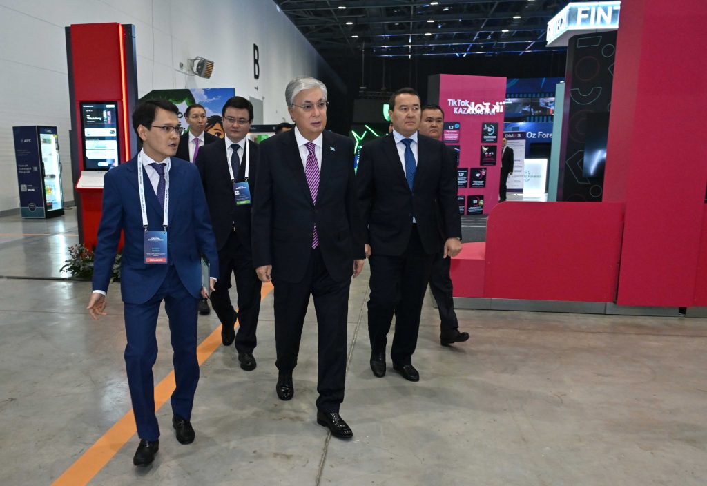 Цифровая трансформация: Казахстан двигается к обновлениям в экономике и обществе