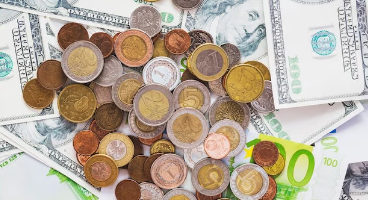 Евро в тяжелом положении: Куда идет EUR/USD?