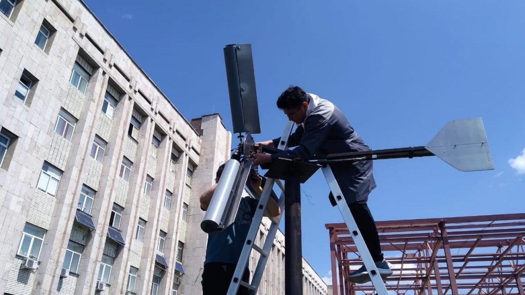 Инновационные ветроустановки: Карагандинский университет открывает новые возможности
