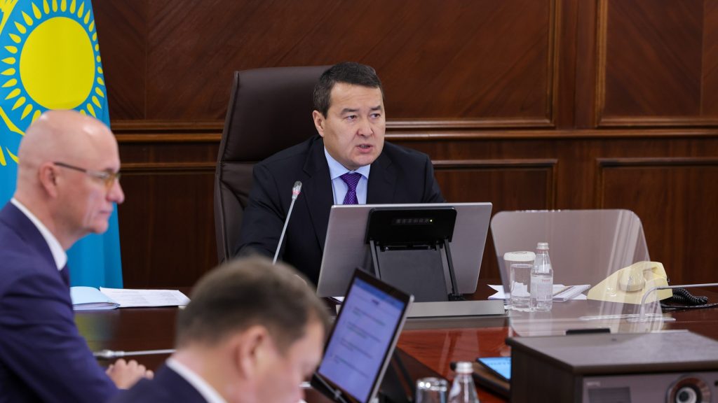 Инвестиции в обрабатывающую промышленность Казахстана: проблемы и решения