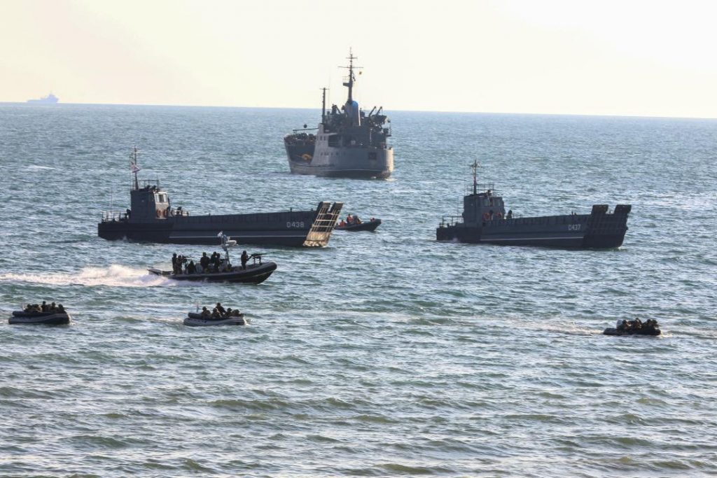 Казахстан и Азербайджан: Военные моряки провели совместные  учения