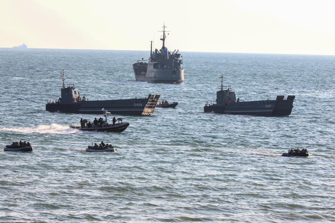 Казахстан и Азербайджан: Военные моряки провели совместные  учения