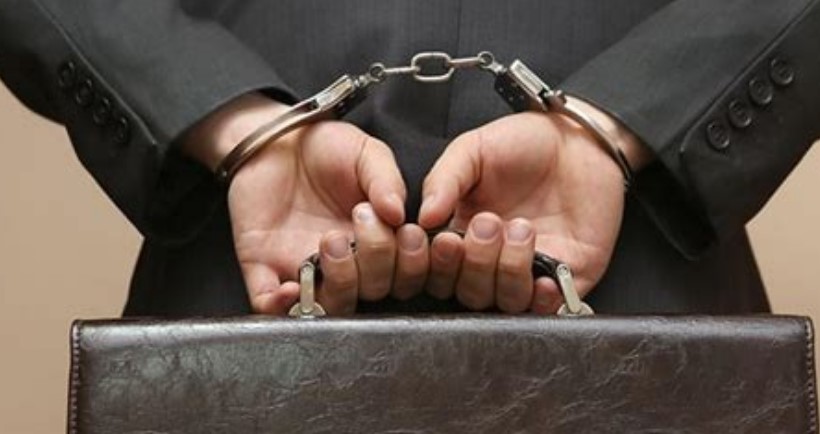 Коррупционный скандал: Экс-министр юстиции подозревается в масштабных злоупотреблениях