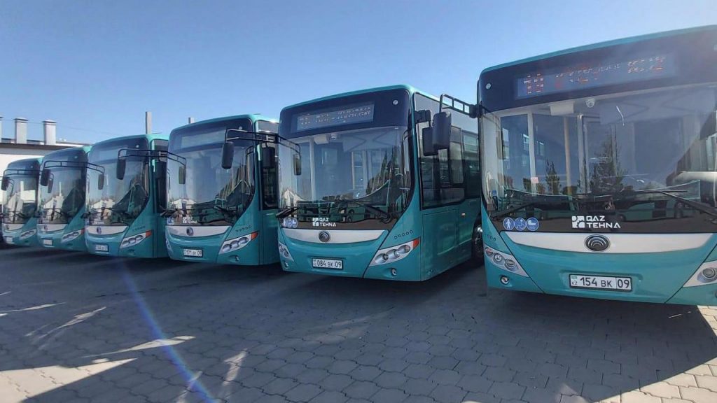 Обновление транспорта: 30 новых автобусов вышли на маршруты Караганды