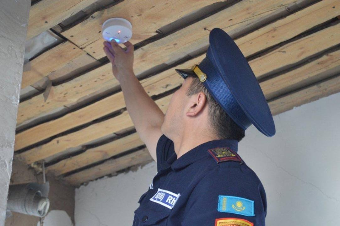 Профилактика трагедий: 13 тысяч датчиков определения угарного газа установлено в жилых домах по стране
									Сегодня, 09:0810