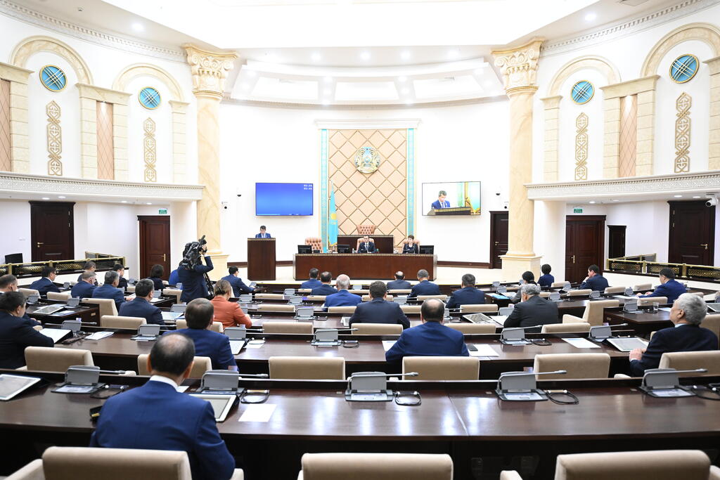 Сенат определил функции и статус Евразийской перестраховочной компании