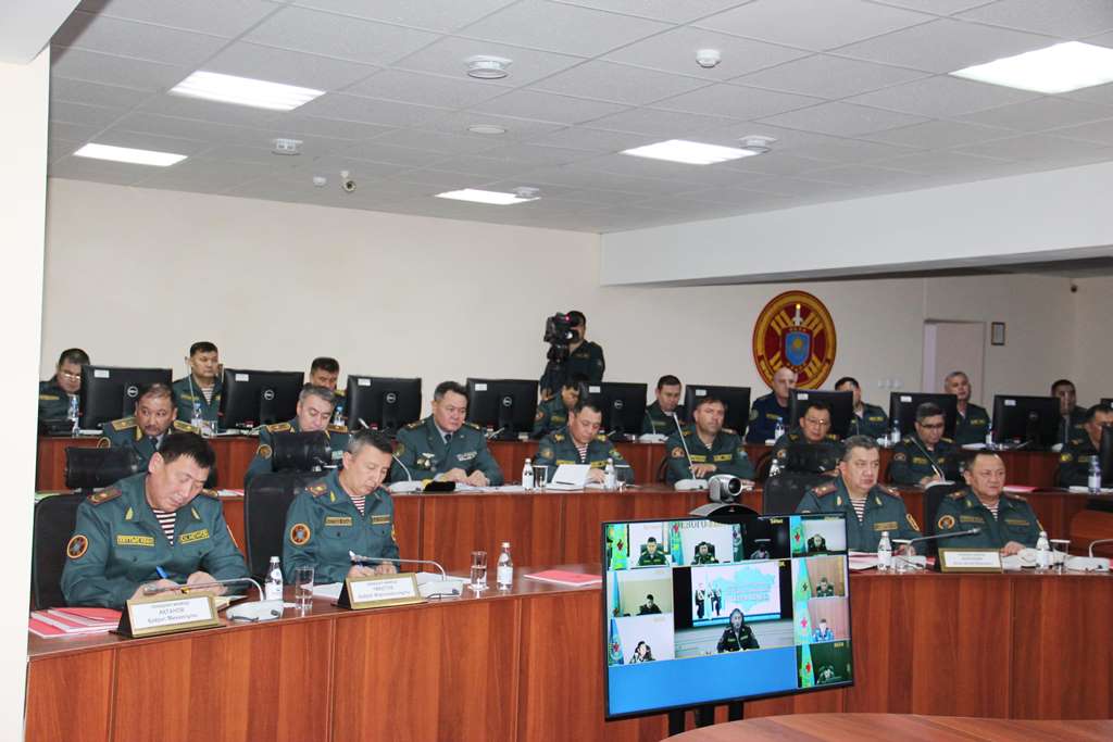 В Астане прошло заседание Военного совета Национальной гвардии