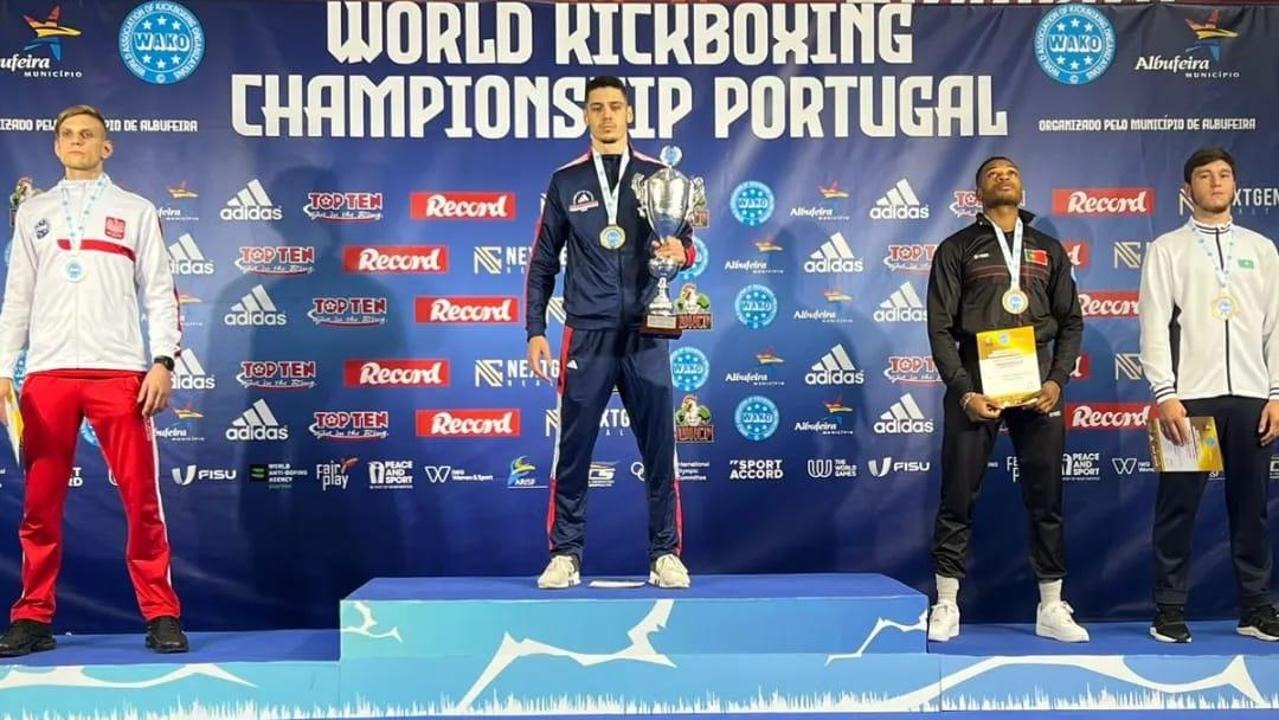 Пять наград: Карагандинские бойцы отличились сразу на трёх чемпионатах мира