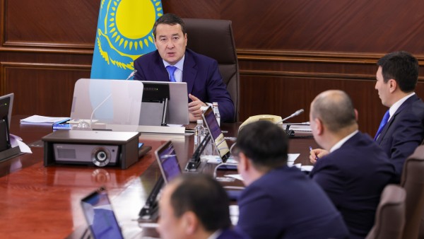 Убрать все сдерживающие факторы развития транспортного и транзитного потенциала РК: ключевые отраслевые вопросы рассмотрены в Правительстве 