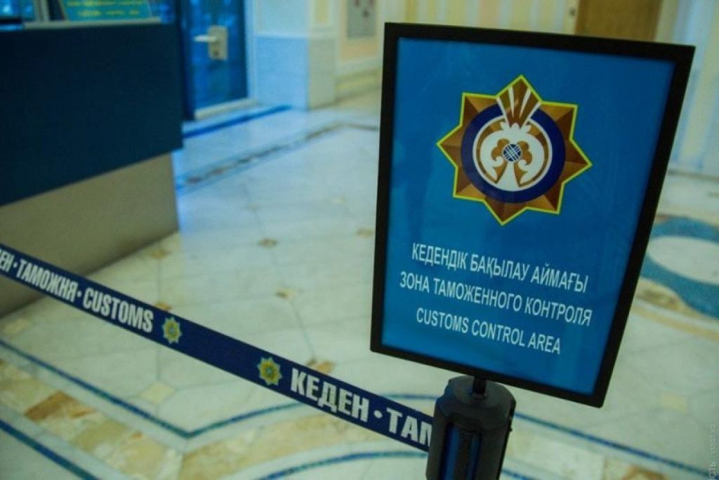 «Час и 25 минут» – время для выпуска товаров на границе с Китаем