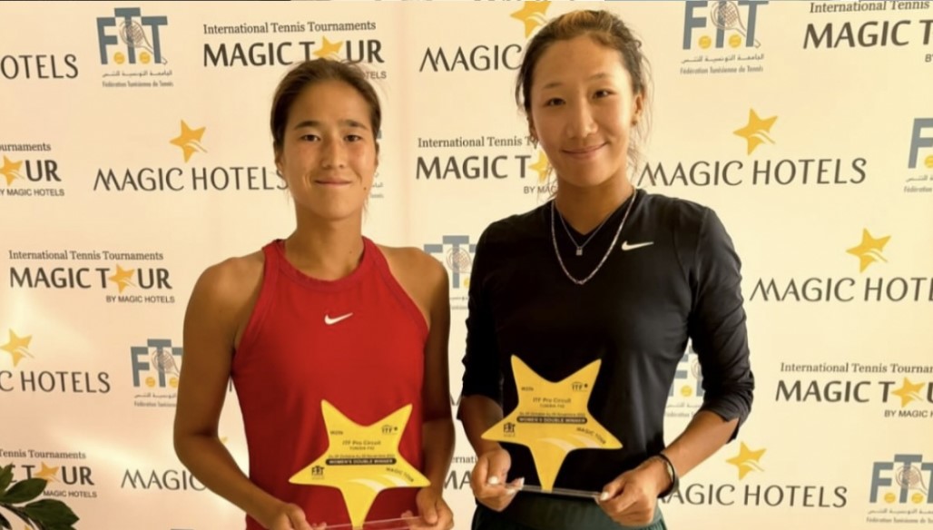 ITF W25: Жибек Куламбаева и Гао Синьюй празднуют победу в Тунисе